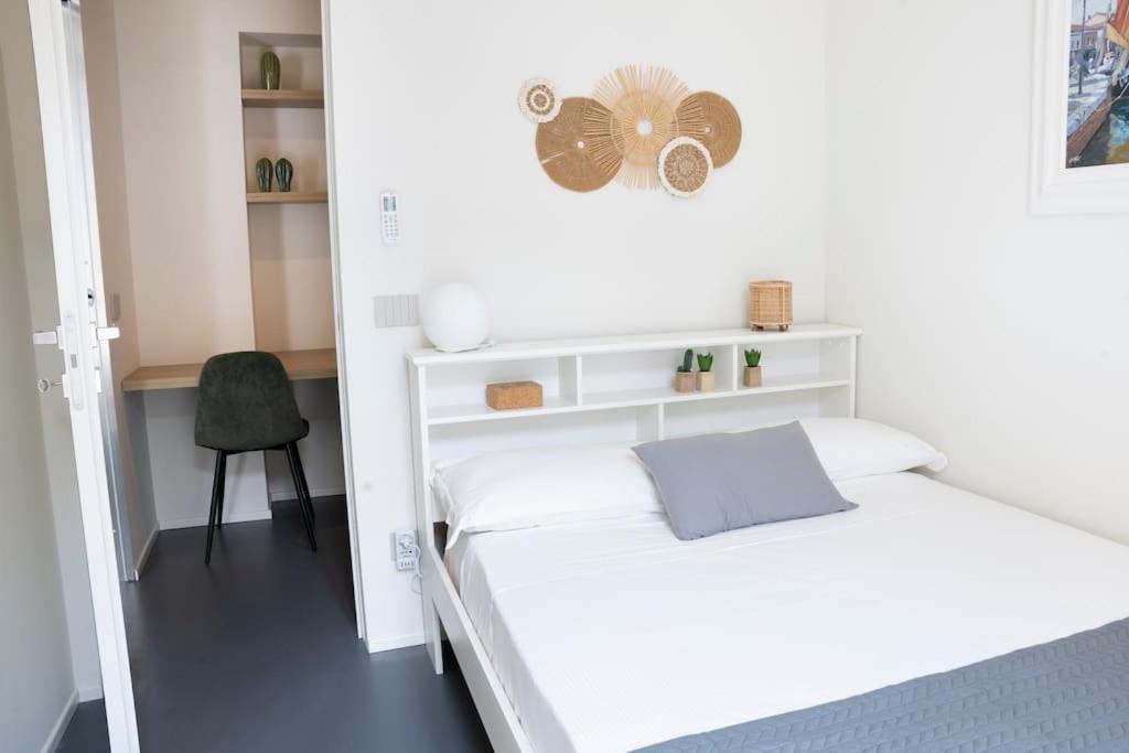 3-bedroom Design House San Babila-tricolore-m4 *