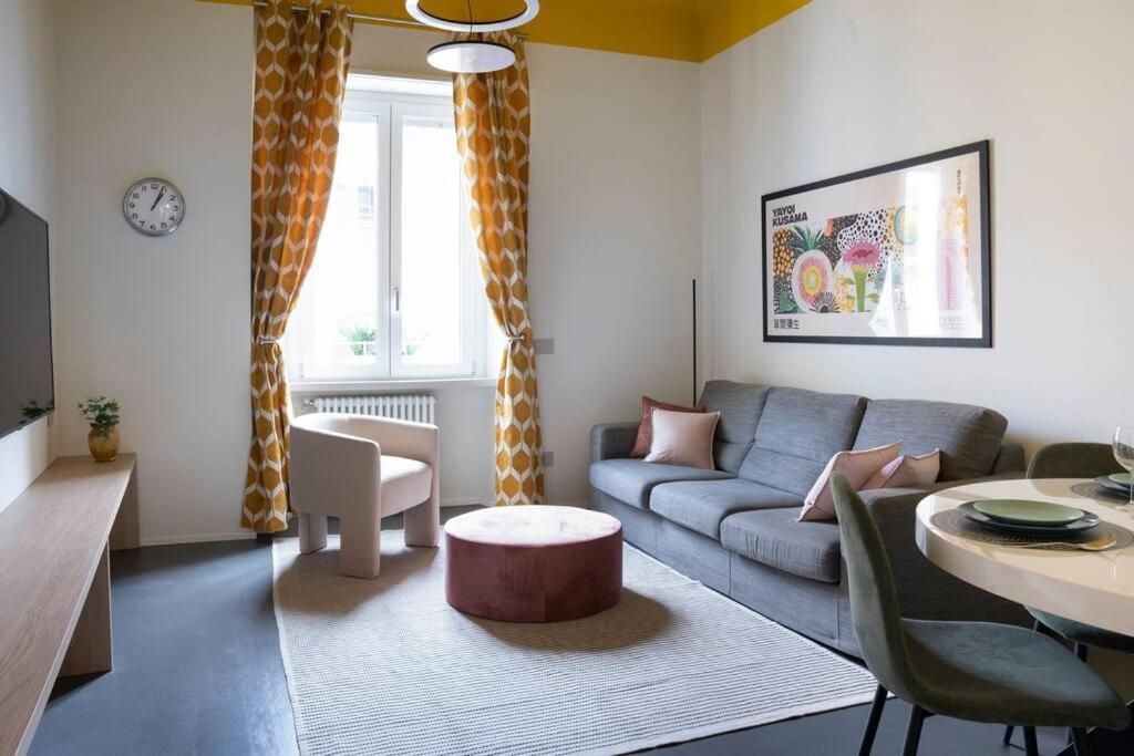 3-bedroom Design House San Babila-tricolore-m4 Appartement Milan
