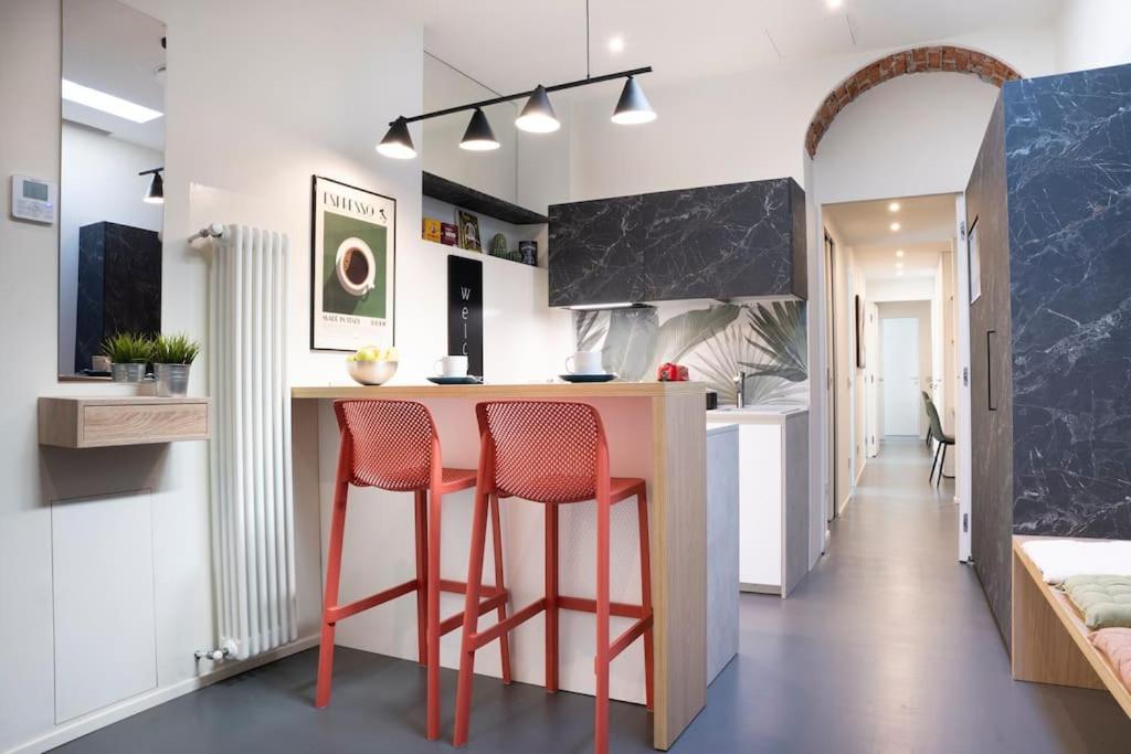 3-bedroom Design House San Babila-tricolore-m4 Milan